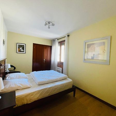 סן-לארי-סולאן Appartement 58 M2 Avec Piscine Interieure Vue Montagne Centre Village , Parking Prive מראה חיצוני תמונה
